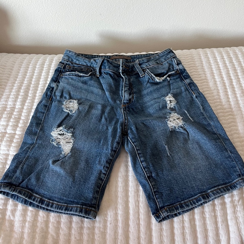 Woman's Mid Length JOE's Jean Shorts